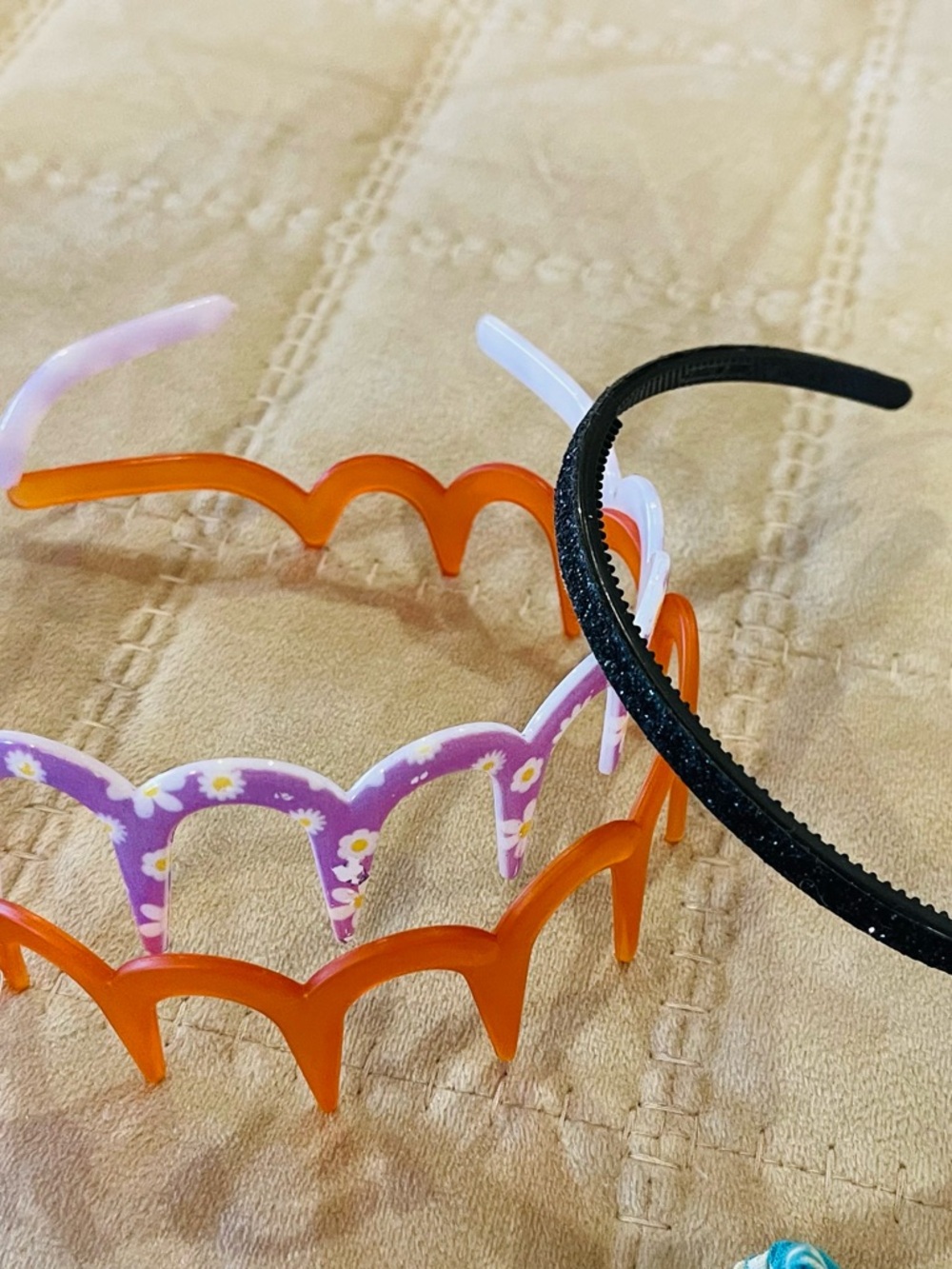Assorted Headband Bundle - Picture 2 of 5